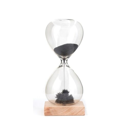 Kikkerland magnetic hourglass