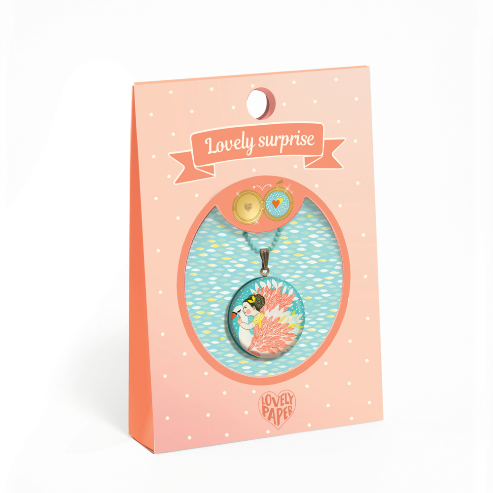 lovely surprise locket by Djeco