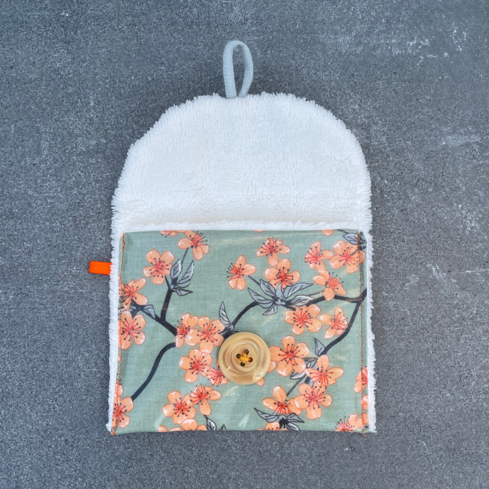 soap pouch cherry blossom by La Bidouillerie