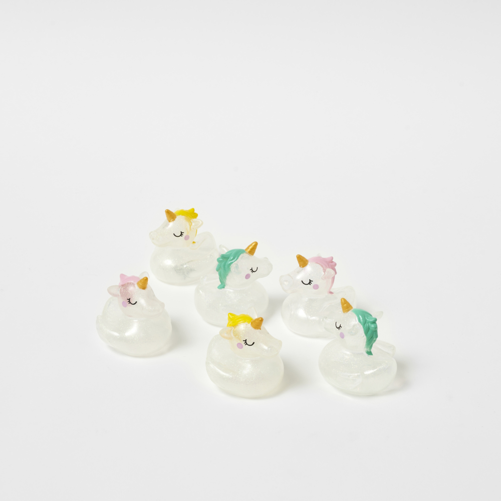 set of 6 unicorn bath squirters by sunnylife